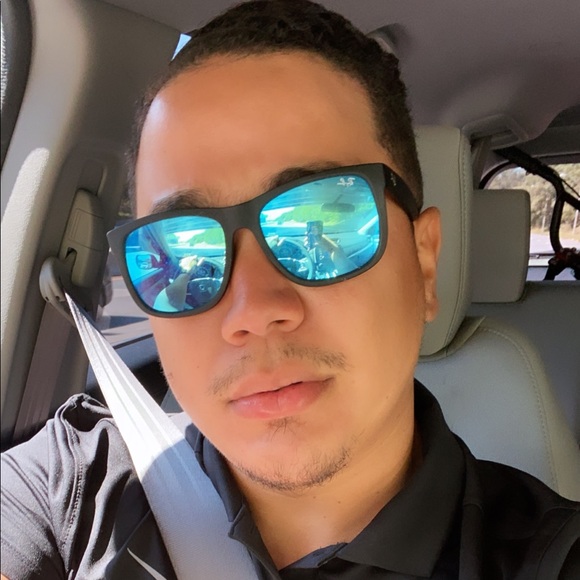 Meet your Posher, Jesus - Picture 1 of 1